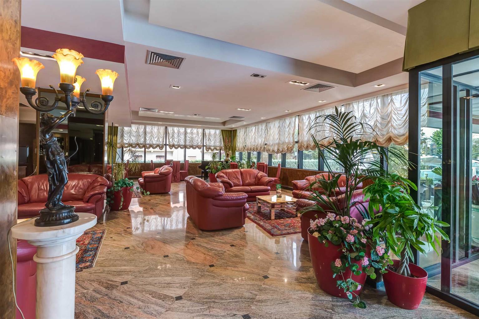 Best Western Hotel Rocca Cassino Exterior photo